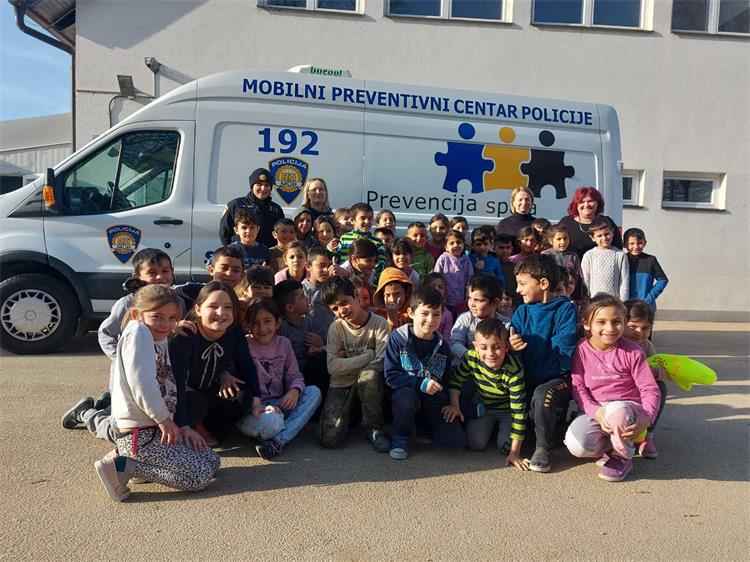 Slika /2024/OŠ KURŠANEC PREVENCIJA PROMET 01022024/OŠ Kuršanec 2.jpg